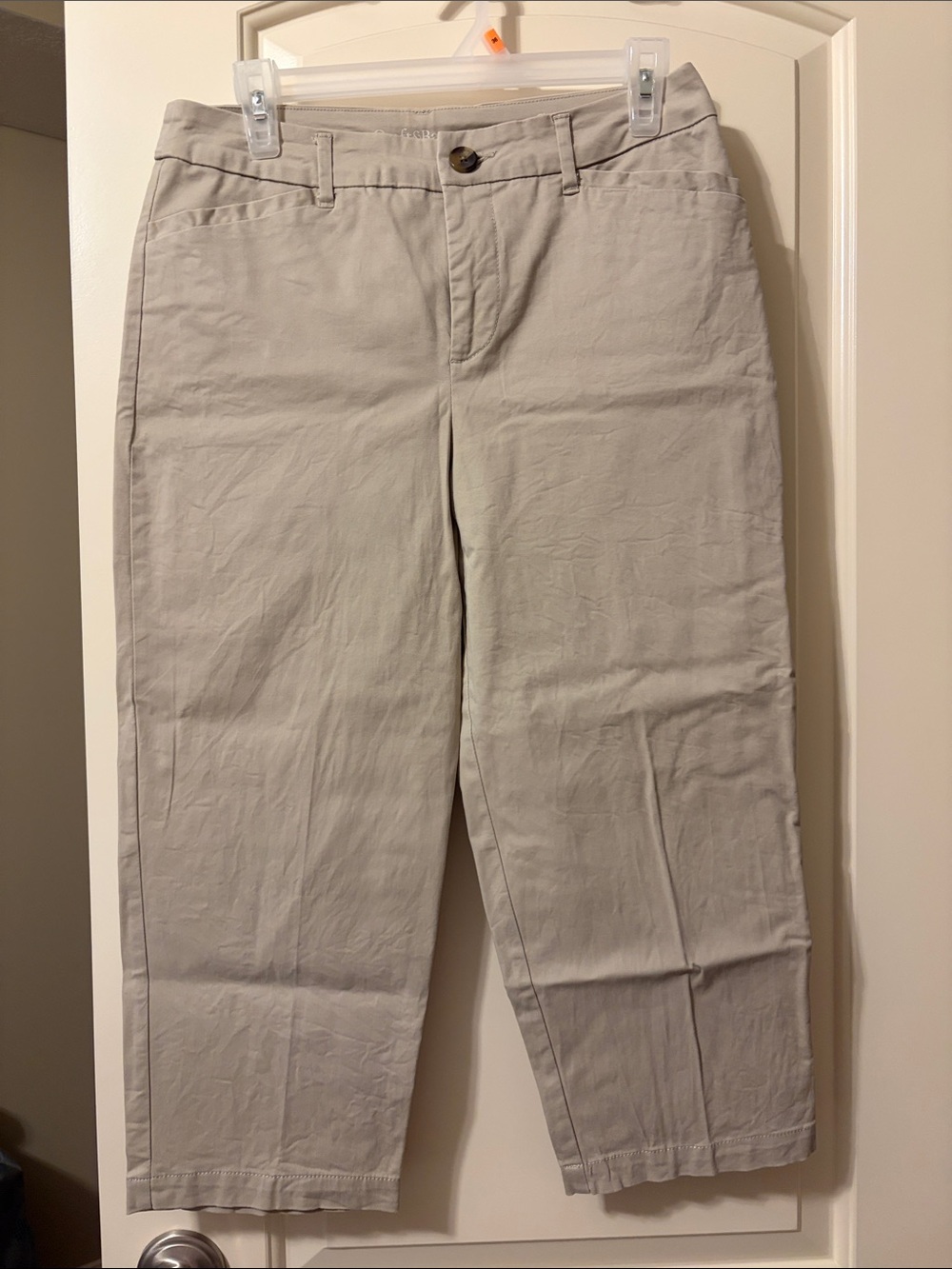 croft & barrow Women's Straight-Leg Capris in Light Taupe